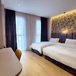 Starlight Hotel