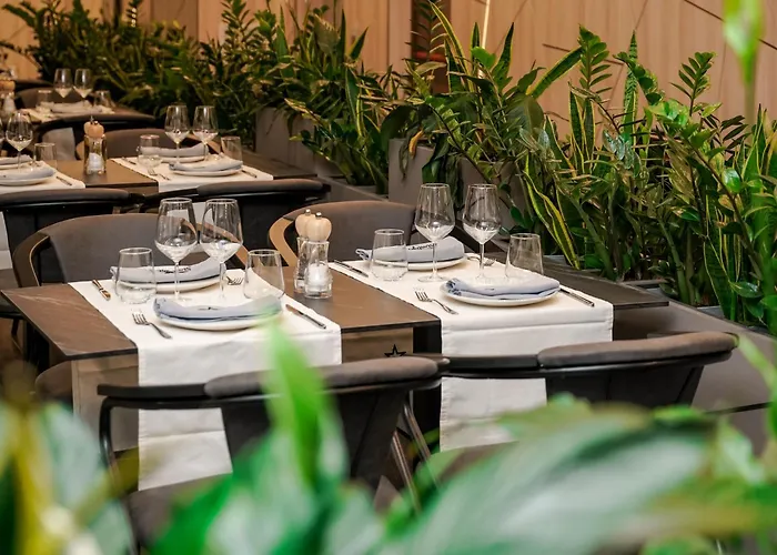 Starlight ホテル ティラナ